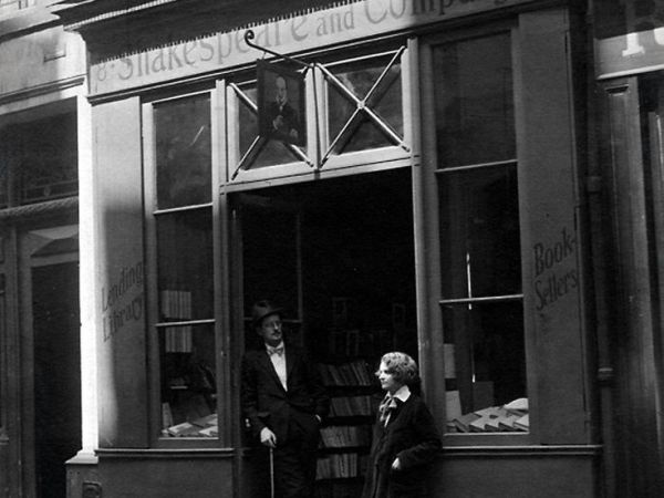 ULIKSOVE (NE)ZGODE (DANIJELA&nbsp;JOVANOVIĆ)