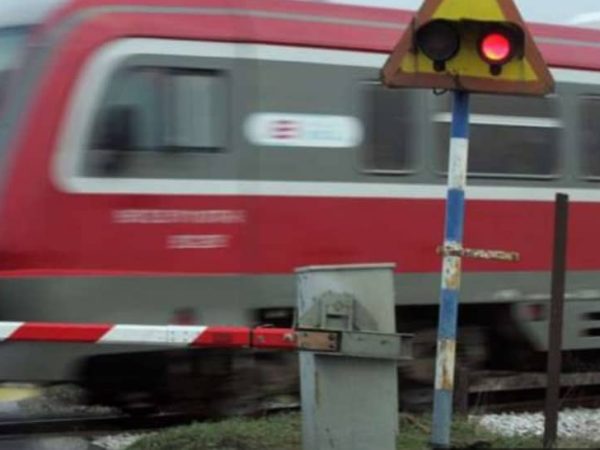 PROŠAO VOZ (EVA&nbsp;RISTIĆ)