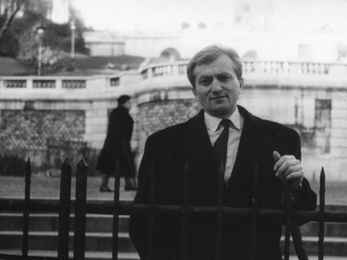 ЛИЦЕ ДРАГАНА КРСТИЋА – ПРИВАТНА ФОТО АРХИВА (ПРИРЕДИЛА: ОЛИВЕРА&nbsp;ДРАГИШИЋ)